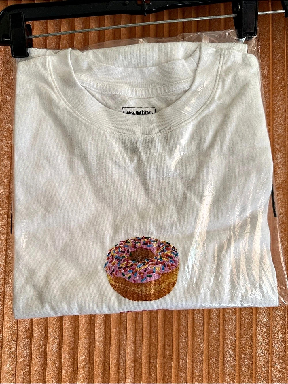 Urban Outfitters X Dunkin’ Perfect Angel Donut Graphic Tee White XL NWT